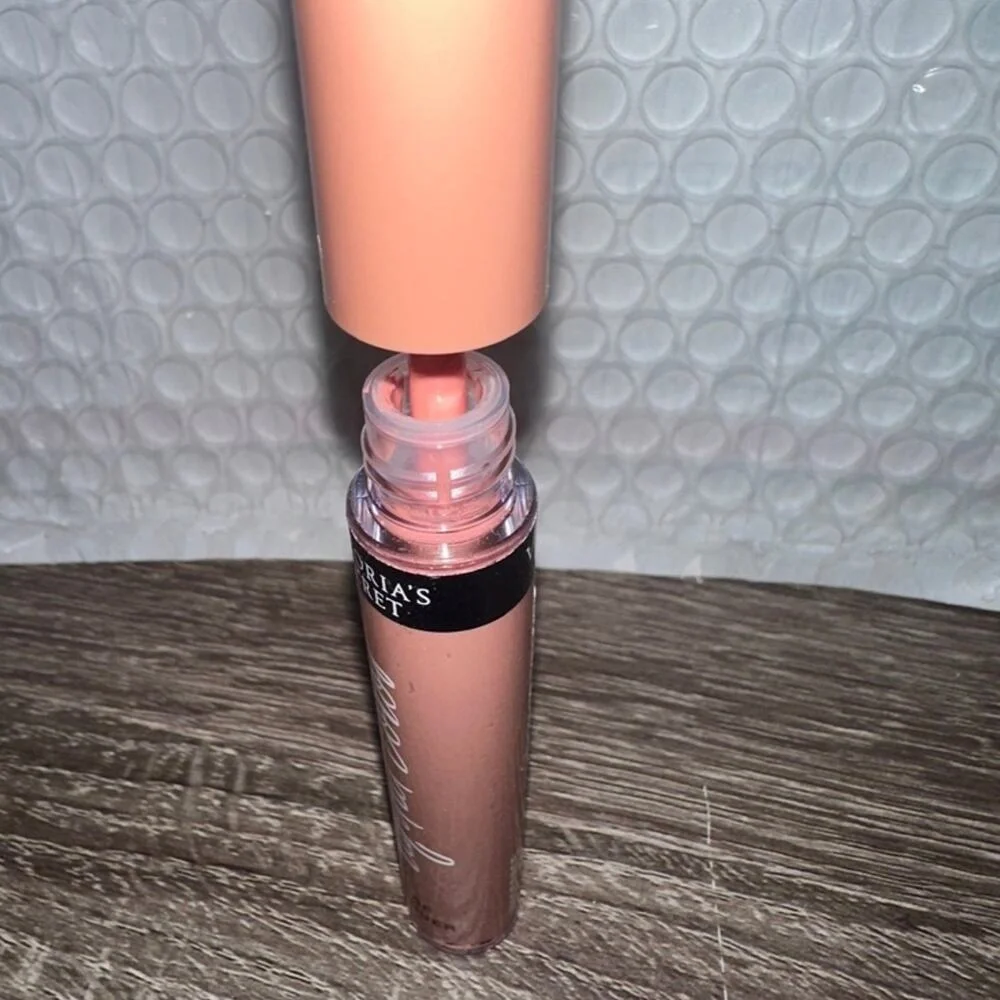 victoria secret innocence gloss liquid color lip victoria's secret‎